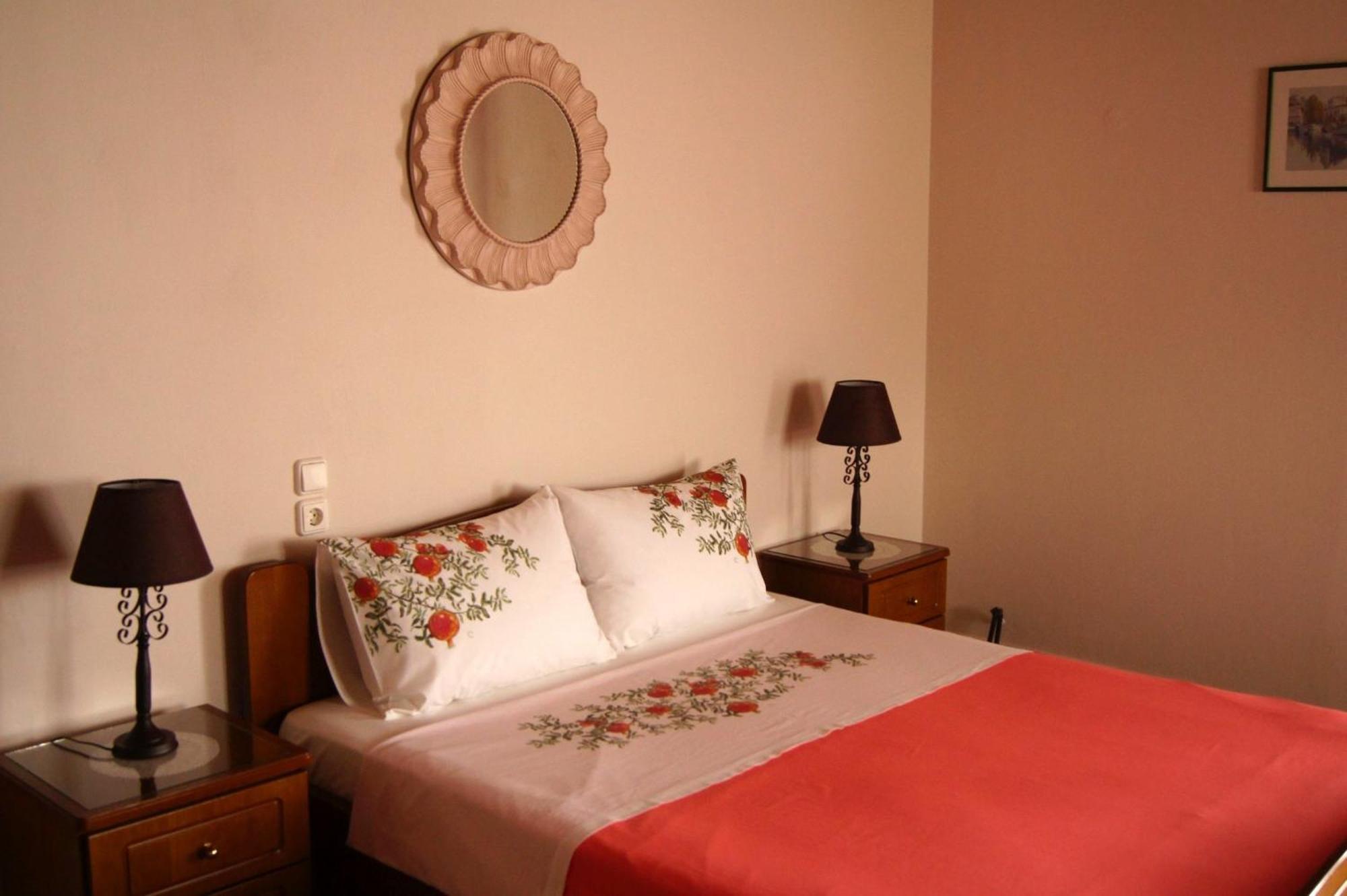 Belle Rose Apartment Patitiri  Bagian luar foto